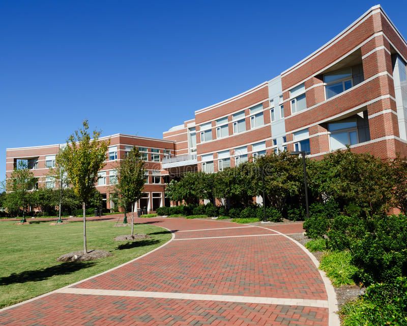 MBA Study Guide: 7 Top-Ranked Universities in the USA